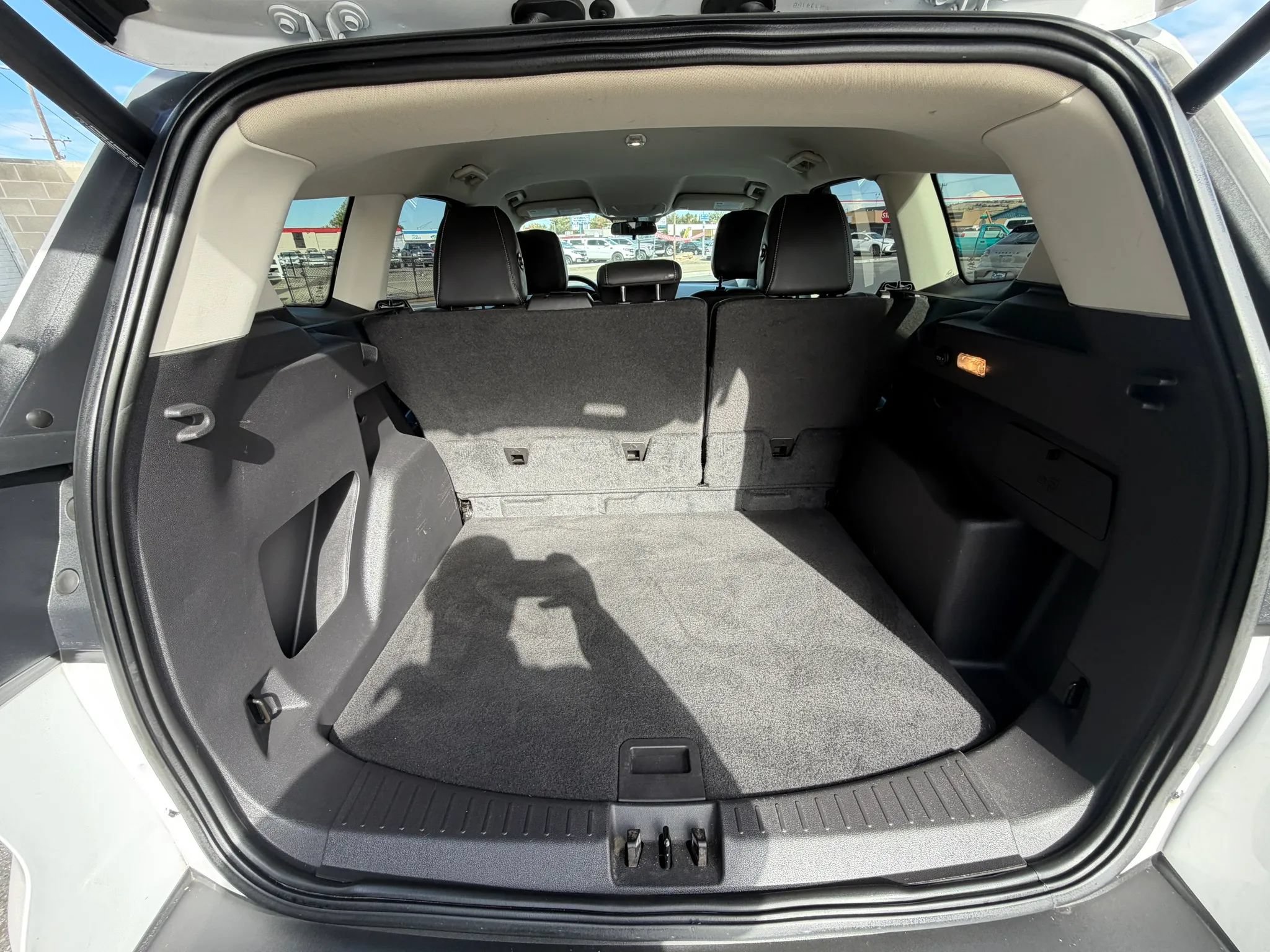 Used 2019 Ford Escape SEL AWD/4WD image 18