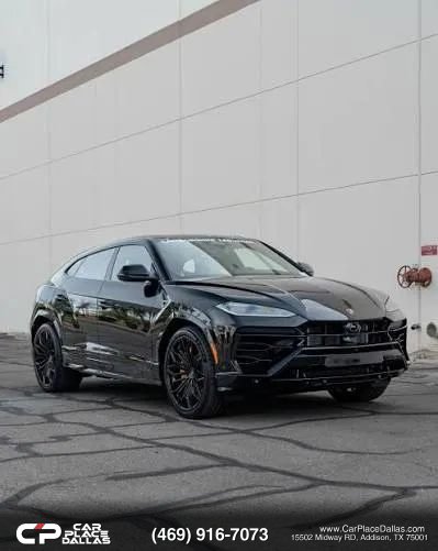 Used 2025 Lamborghini Urus SE AWD/4WD image 2