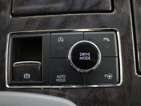 Used 2020 Lincoln Navigator L Reserve w/ Luxury Package image 29