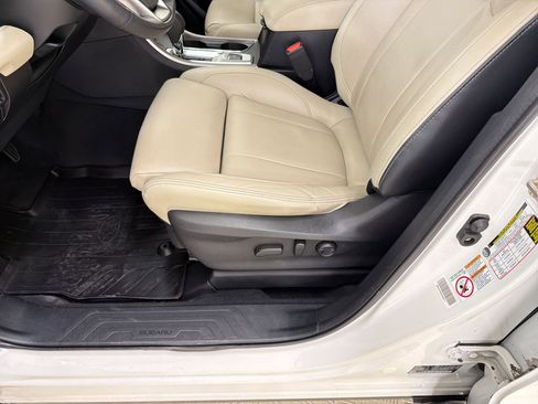 Used 2020 Subaru Ascent Limited w/ Popular Package #2 AWD/4WD image 13