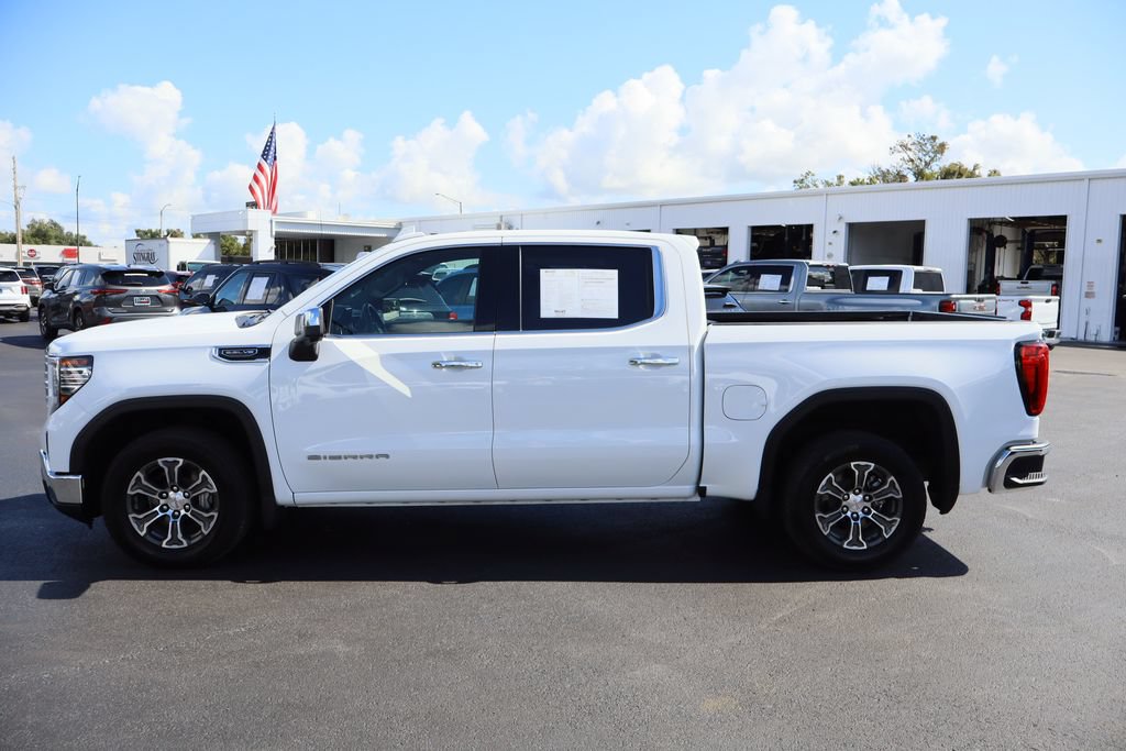 Certified 2025 GMC Sierra 1500 SLT RWD image 6