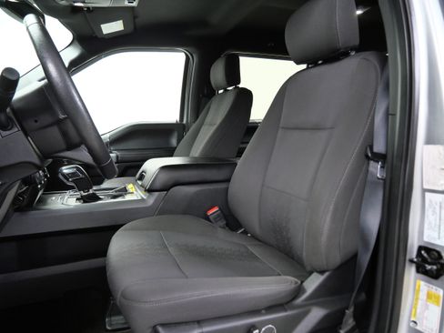 Used 2018 Ford F150 XLT w/ Equipment Group 302A Luxury AWD/4WD image 13