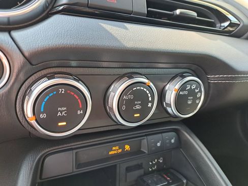 Used 2023 MAZDA MX-5 Miata Grand Touring w/ Weather Package image 16