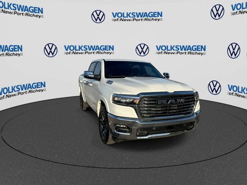 Used 2025 RAM 1500 Laramie AWD/4WD image 16
