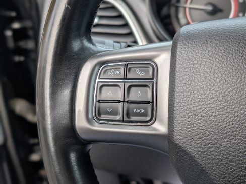 Used 2019 Dodge Journey Crossroad image 18