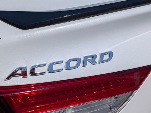 Used 2022 Honda Accord Sport image 10