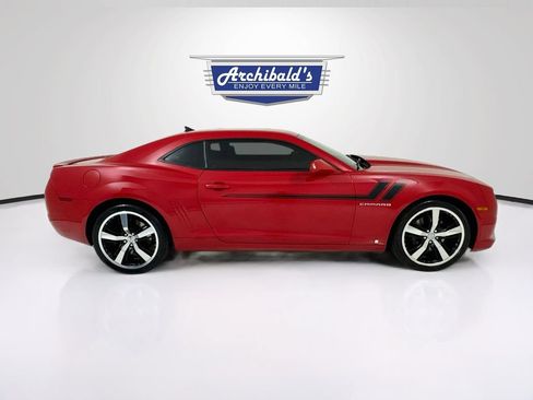 Used 2010 Chevrolet Camaro SS w/ RS Package RWD image 9
