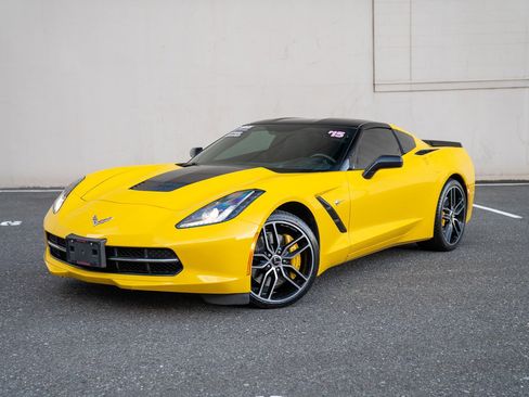 Used 2015 Chevrolet Corvette Stingray Coupe w/ 3LT Preferred Equipment Group image 1