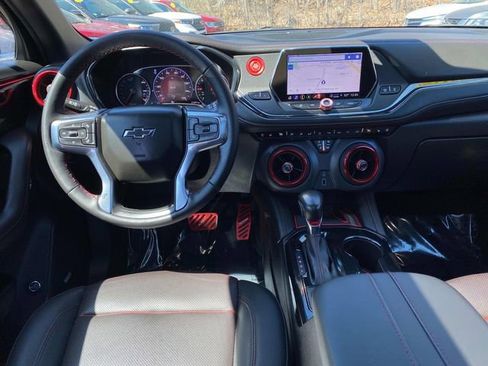 Used 2022 Chevrolet Blazer RS w/ Enhanced Convenience Package image 8