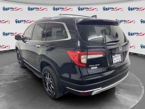 Used 2021 Honda Pilot Touring image 5