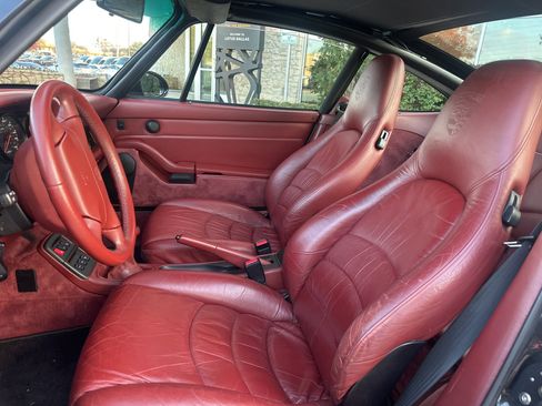 Used 1997 Porsche 911 Targa image 7