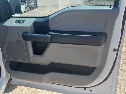 Used 2016 Ford F150 XL w/ Equipment Group 101A Mid RWD image 16