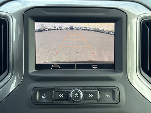 Used 2023 Chevrolet Silverado 1500 Custom image 4