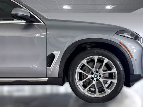 Certified 2024 BMW X5 sDrive40i w/ Parking Assistance Package RWD image 35