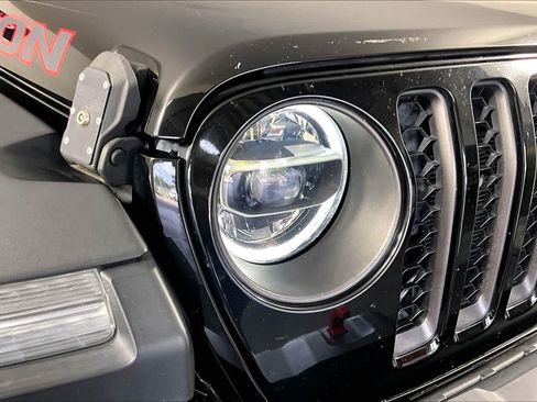 Used 2020 Jeep Gladiator Rubicon AWD/4WD image 27