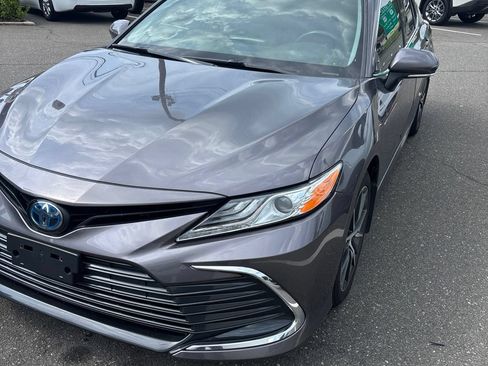 Used 2023 Toyota Camry XLE FWD image 4