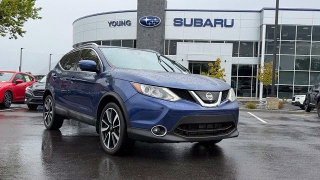 Used 2018 Nissan Rogue Sport SL w/ SL Premium Package FWD image 1