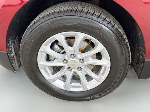 Used 2021 Chevrolet Equinox LT image 30