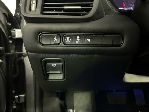 Used 2025 Acura TLX w/ Technology Package image 18