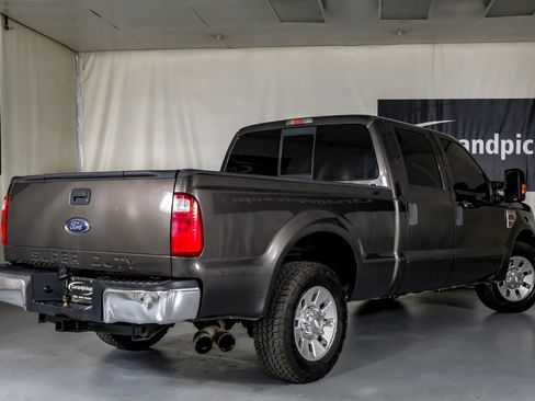 Used 2008 Ford F250 Lariat RWD image 8