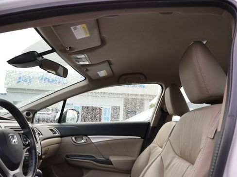 Used 2013 Honda Civic Hybrid Sedan image 10