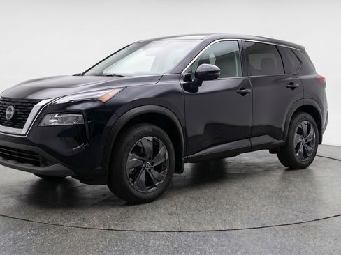 Used 2025 Nissan Rogue SV FWD image 3