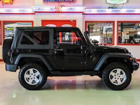 Used 2014 Jeep Wrangler Sport w/ Quick Order Package 23S AWD/4WD image 8