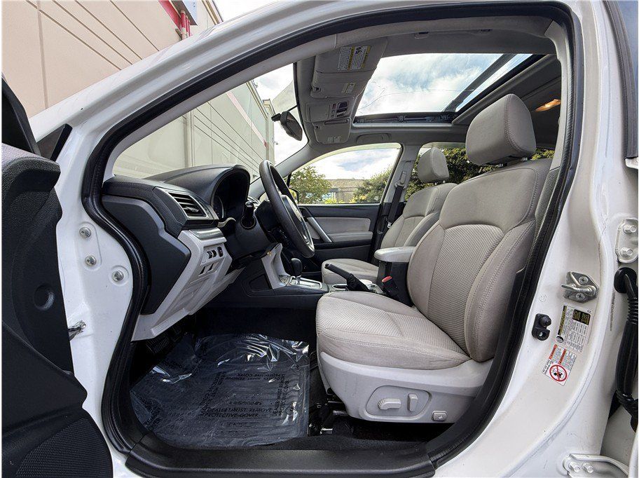 Used 2016 Subaru Forester 2.5i Premium w/ Popular Package #1 AWD/4WD image 7