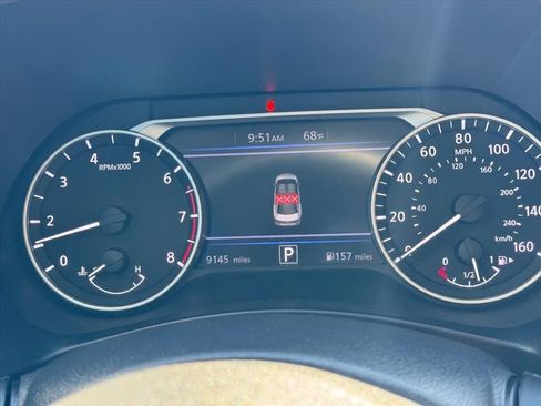 Used 2025 Nissan Sentra SV w/ Trunk Package image 18