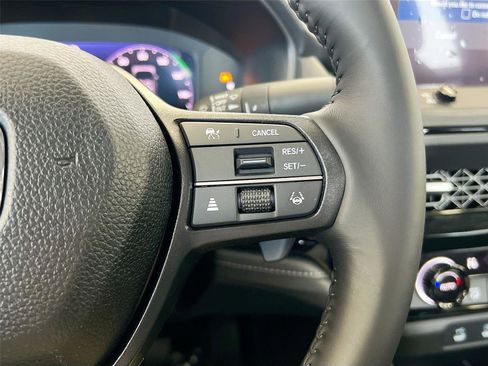 New 2025 Honda Accord EX-L image 32