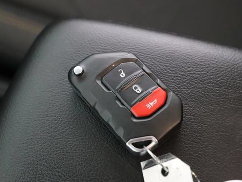 Used 2025 Jeep Wrangler Unlimited Sport S 4xe AWD/4WD image 18