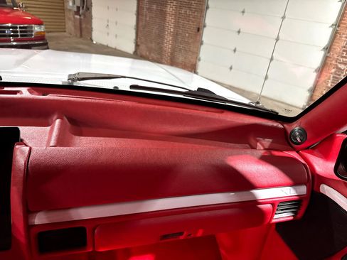 Used 1994 Ford Bronco XLT image 93