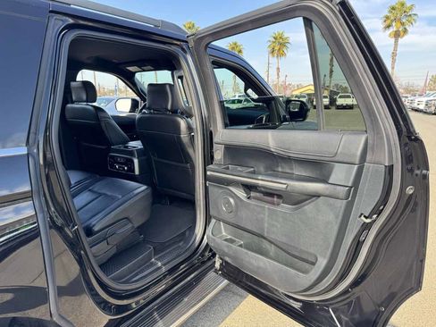 Used 2018 Ford Expedition Max XLT w/ Equipment Group 202A image 18