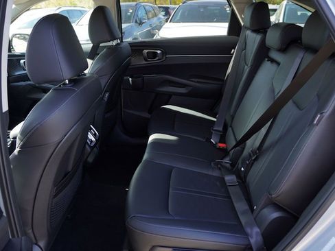 New 2026 Kia Sorento EX AWD/4WD image 11