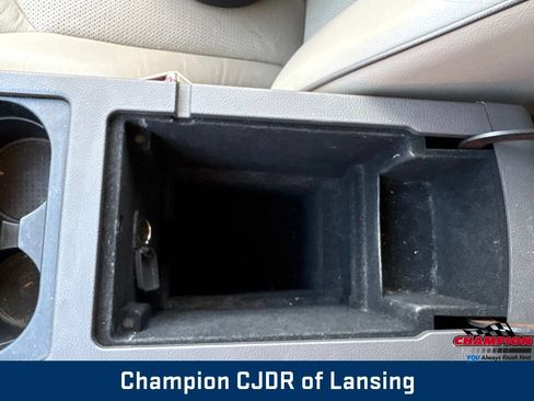Used 2013 Lincoln MKX AWD image 32