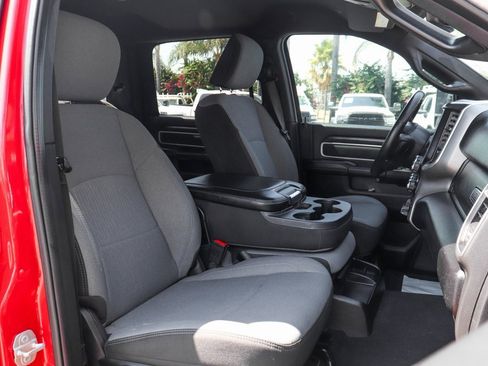 Used 2024 RAM 2500 Big Horn w/ Bed Utility Group image 40