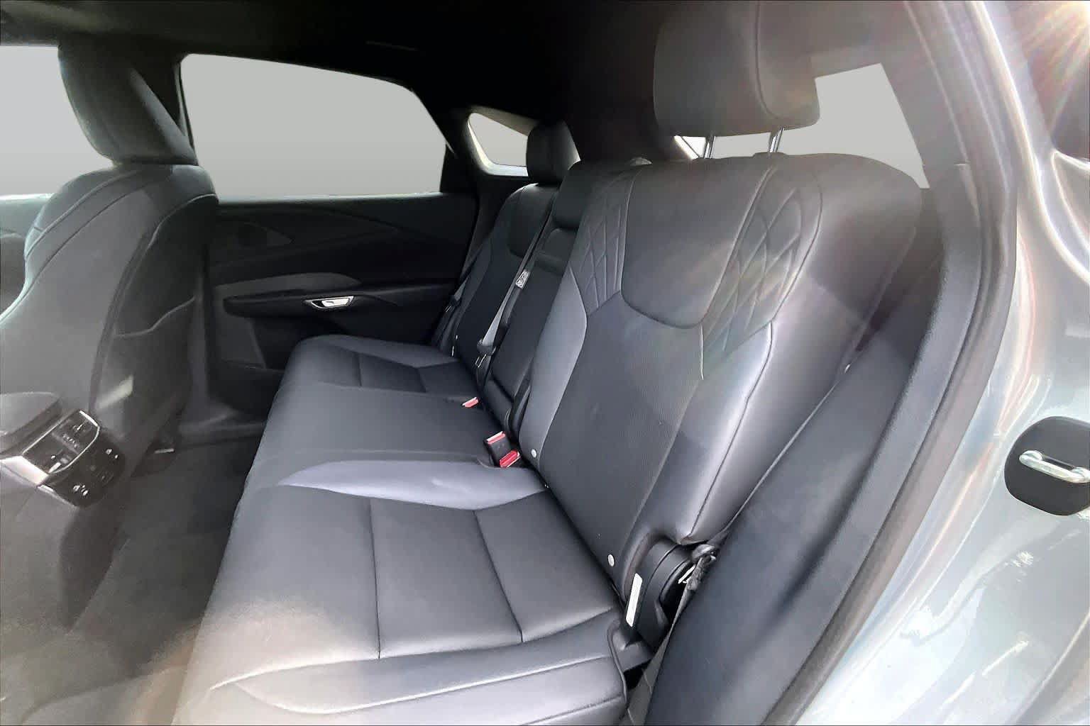 Used 2024 Lexus RX 350 Premium w/ Convenience Package FWD image 21