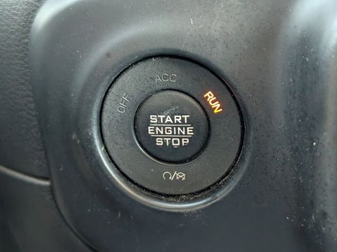 Used 2019 Jeep Wrangler Unlimited Sport S AWD/4WD image 23