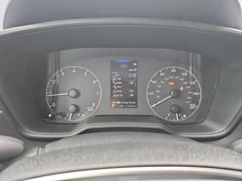 Used 2024 Toyota Corolla Cross LE FWD image 26