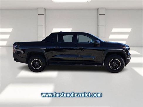 New 2026 Chevrolet Silverado EV Trail Boss image 8