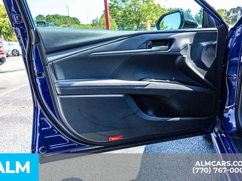 Used 2025 Toyota Camry SE image 47