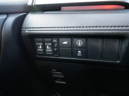 Used 2024 Honda Odyssey Sport image 26