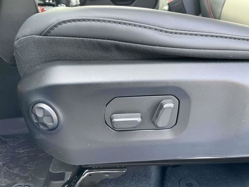 New 2026 Jeep Gladiator Rubicon image 60