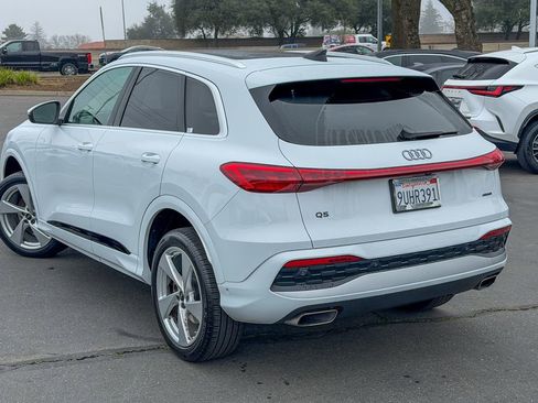 Used 2025 Audi Q5 Premium Plus w/ Premium Plus image 9
