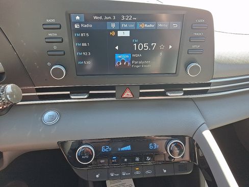 New 2026 Hyundai Elantra SEL Sport FWD image 9