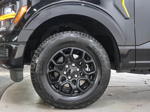 Used 2025 Ford F150 STX AWD/4WD image 27