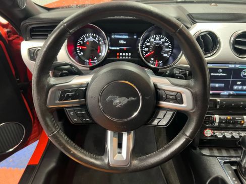 Used 2015 Ford Mustang Premium image 14