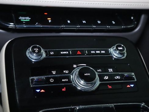 Certified 2023 Lincoln Nautilus AWD w/ Premium Package image 26