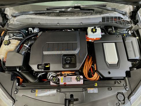 Used 2012 Chevrolet Volt Premium w/ Premium Trim Package image 33