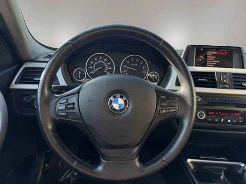 Used 2015 BMW 320i Sedan RWD image 18